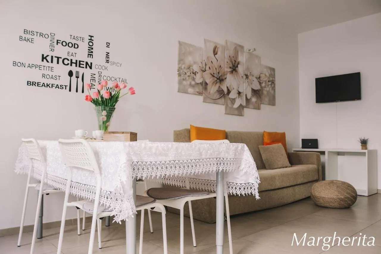 Apartment Case Vacanze Paola Santo Stefano al Mare